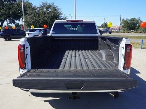 New 2026 GMC Sierra 3500 Pro image 9