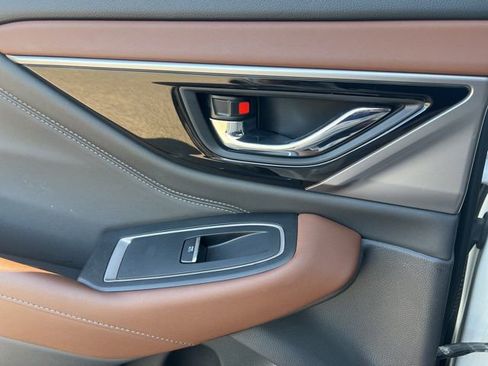 Used 2021 Subaru Outback Touring w/ Popular Package #2 image 25