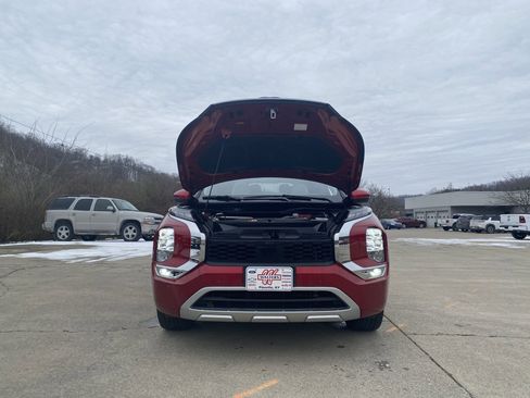 Used 2023 Mitsubishi Outlander SEL image 31