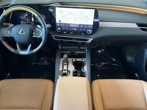 Certified 2025 Lexus RX 350 Premium w/ Convenience Package AWD/4WD image 3