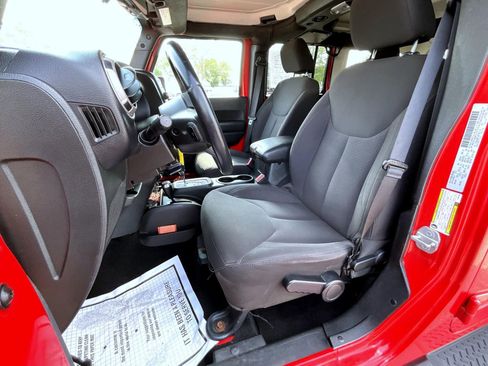 Used 2015 Jeep Wrangler Unlimited Sport w/ Quick Order Package 24S image 11