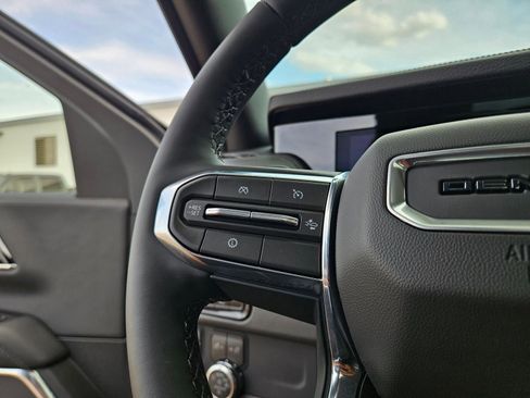 New 2026 GMC Yukon Denali image 12