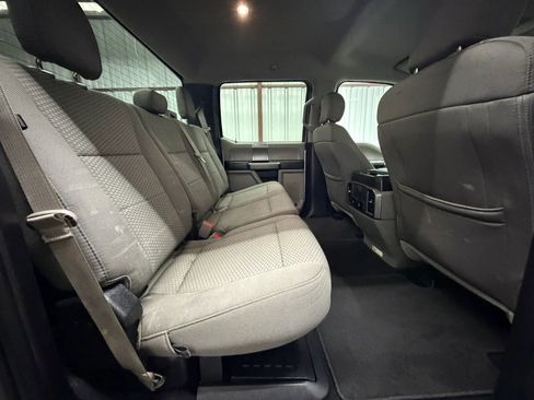 Used 2019 Ford F250 XLT w/ XLT Premium Package image 14