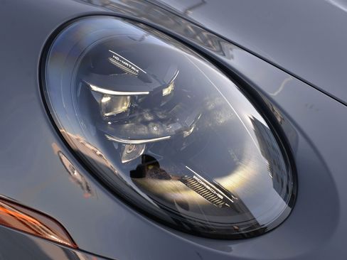 Certified 2025 Porsche 911 Carrera image 11