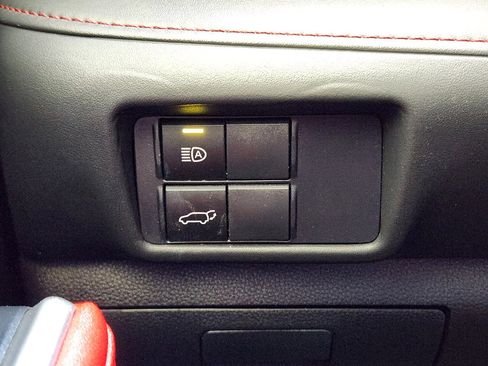 Used 2021 Toyota Highlander XSE image 22