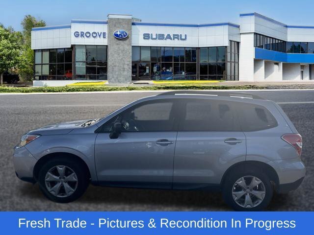 Used 2015 Subaru Forester 2.5i w/ Alloy Wheel Package AWD/4WD image 2
