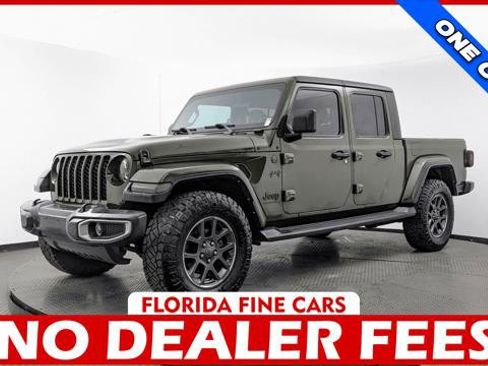 Used 2023 Jeep Gladiator Sport AWD/4WD image 1