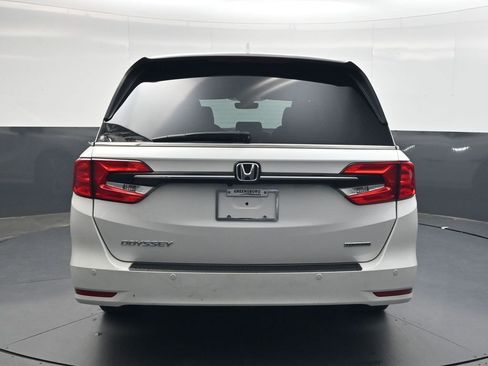 Used 2023 Honda Odyssey Touring image 5