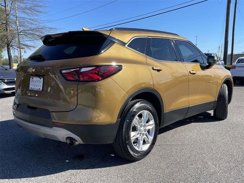Used 2019 Chevrolet Blazer LT image 3