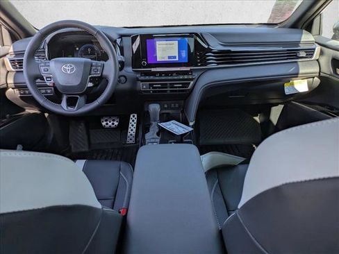 New 2026 Toyota Camry SE image 13