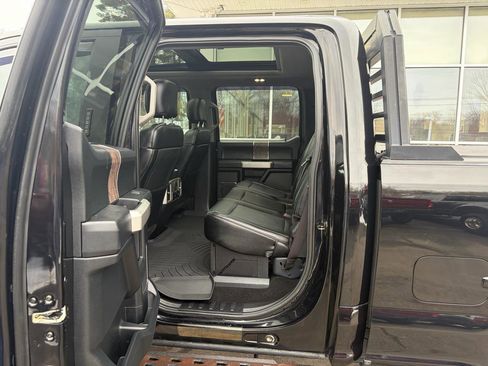 Used 2019 Ford F250 Lariat w/ Lariat Ultimate Package image 46