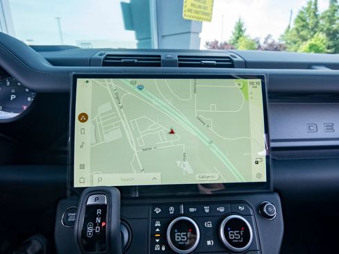 New 2026 Land Rover Defender 110 X AWD/4WD image 19
