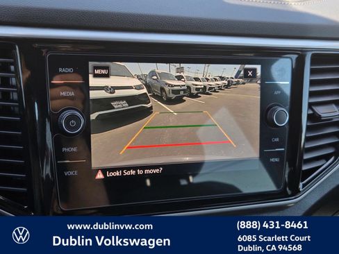 Used 2020 Volkswagen Atlas Cross Sport SEL Premium AWD/4WD image 15