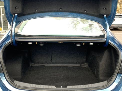 Used 2024 Chevrolet Malibu LT image 32