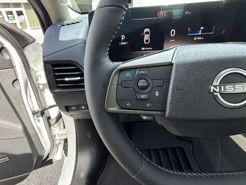 New 2026 Nissan Sentra SL FWD image 28