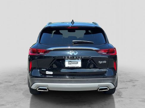Certified 2023 INFINITI QX50 Luxe AWD/4WD image 4
