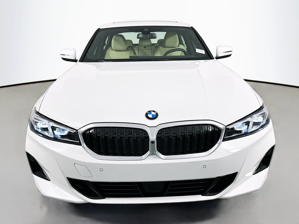 Used 2026 BMW 330i Sedan w/ Premium Package RWD image 2