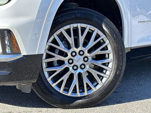 Used 2024 GMC Acadia Denali w/ Super Cruise Package image 14