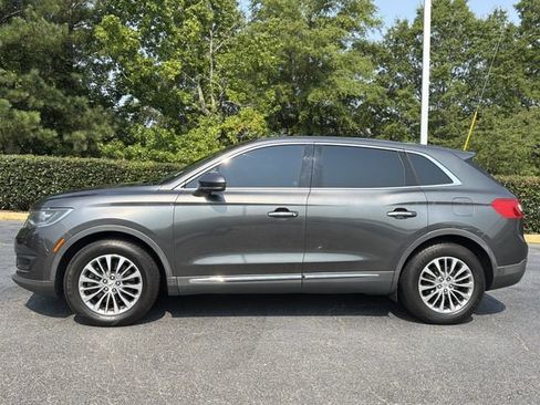 Used 2018 Lincoln MKX Select w/ Select Plus Package FWD image 2