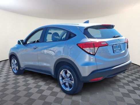 Used 2021 Honda HR-V LX image 5