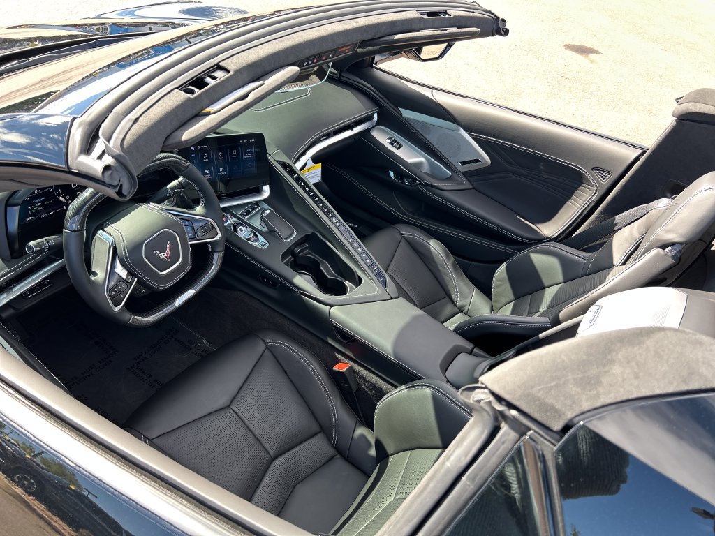 Used 2025 Chevrolet Corvette E-Ray w/ Battery Protection Package AWD/4WD image 28