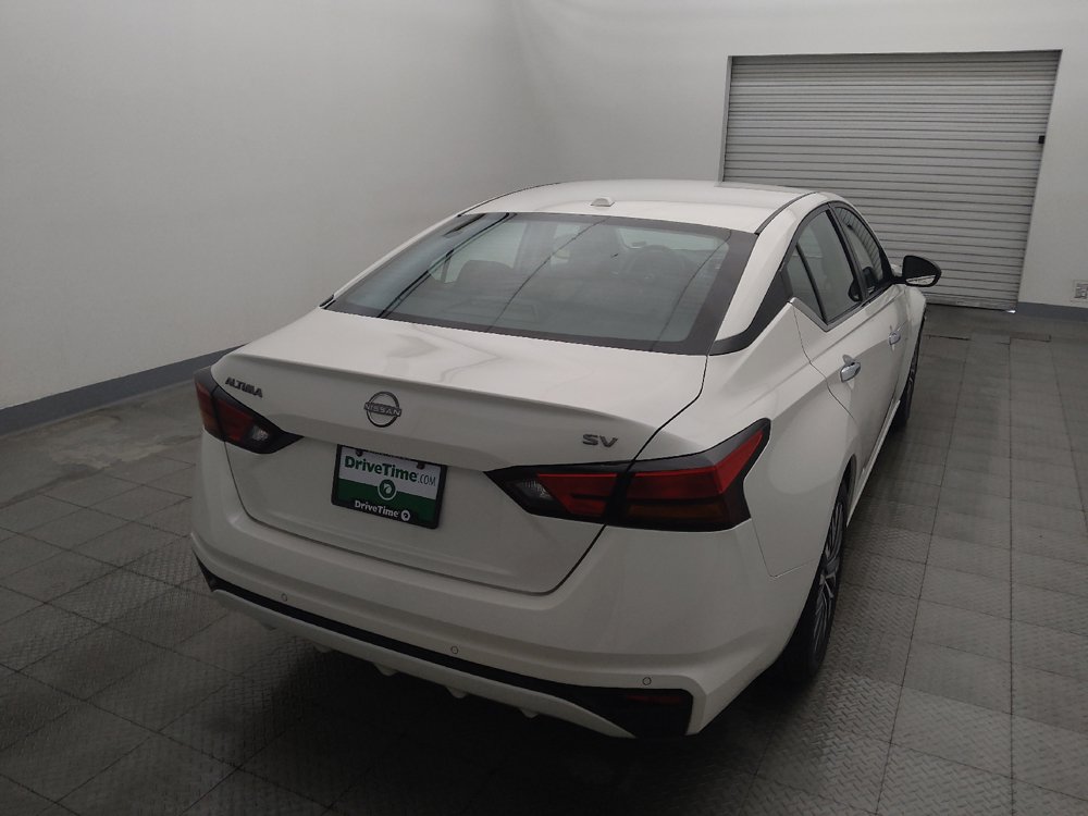 Used 2024 Nissan Altima 2.5 SV FWD image 7
