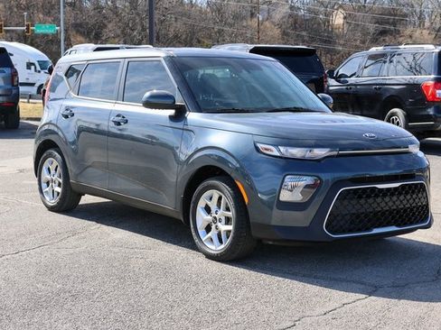 Used 2020 Kia Soul S image 1