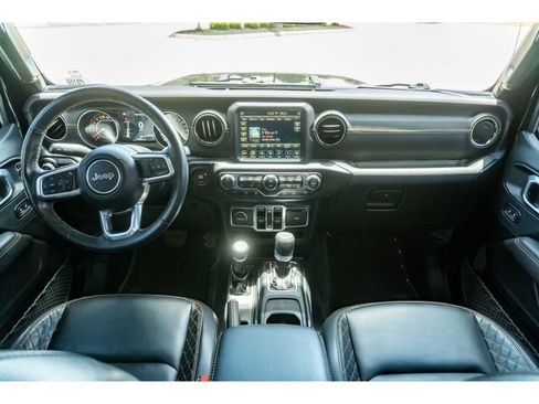 Used 2022 Jeep Gladiator Overland AWD/4WD image 18