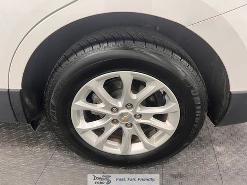 Used 2018 Chevrolet Equinox LS FWD image 21