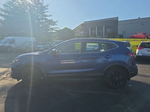 Used 2022 Nissan Rogue Sport SV w/ Technology Package AWD/4WD image 7
