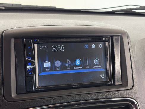 Used 2013 Dodge Grand Caravan SE image 11