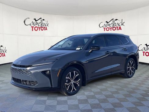 New 2026 Toyota Crown Signia image 4