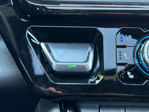 New 2026 GMC Sierra 1500 AT4 w/ Technology Package AWD/4WD image 23