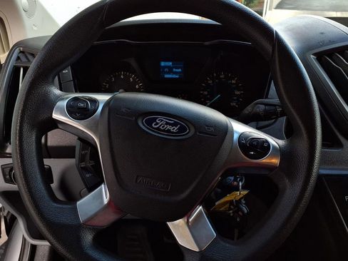 Used 2018 Ford Transit 150 XL image 12