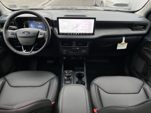 New 2026 Ford Maverick Lariat w/ Black Appearance Package image 23