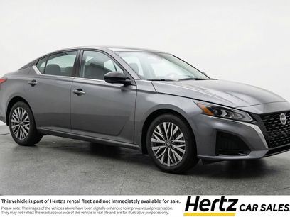 Used 2025 Nissan Altima 2.5 SV