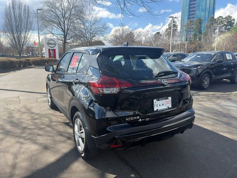 Certified 2022 Nissan Kicks S w/ Interior Electronics Package image 5