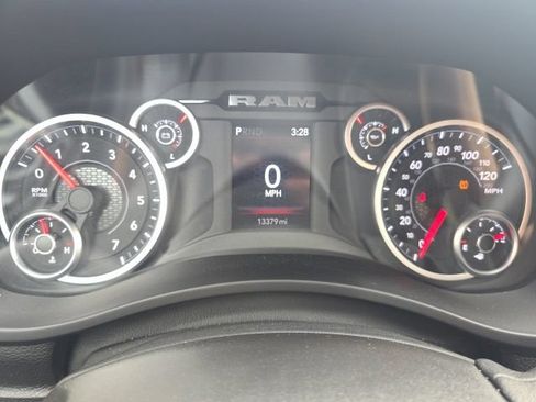 Certified 2025 RAM 2500 Big Horn AWD/4WD image 12