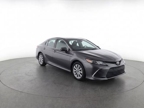Certified 2021 Toyota Camry LE FWD image 2