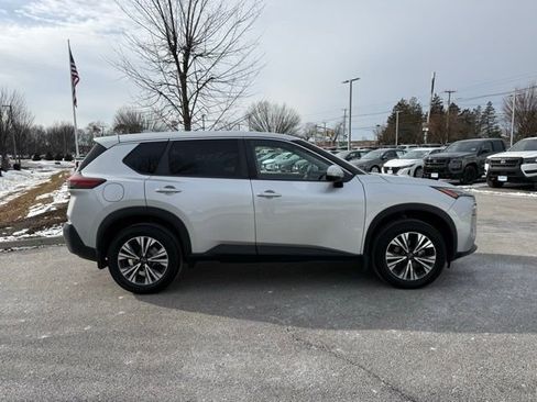 Certified 2023 Nissan Rogue SV image 7