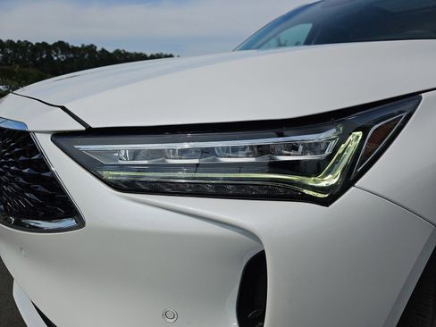 Used 2023 Acura MDX SH-AWD w/ Advance Package image 34