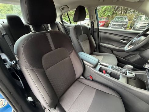 Used 2025 Nissan Sentra SV FWD image 34