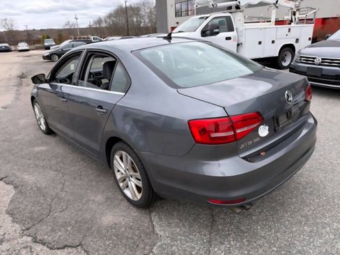 Used 2015 Volkswagen Jetta TDI SEL image 7
