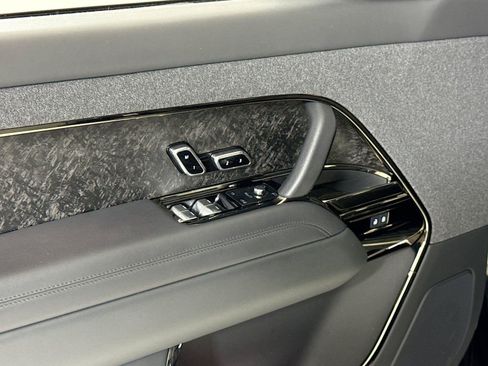 Used 2024 Land Rover Range Rover Sport Dynamic SE AWD/4WD image 13