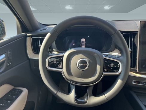 New 2026 Volvo XC60 B5 Core w/ Climate Package image 17