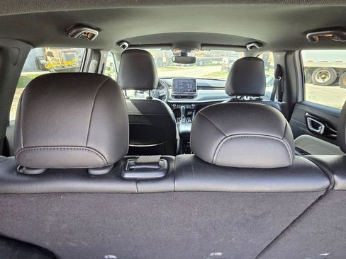 Used 2025 Jeep Compass Limited image 31