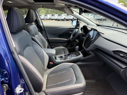 Used 2024 Subaru Crosstrek 2.5i Limited w/ Crosstrek Mirror Package AWD/4WD image 14