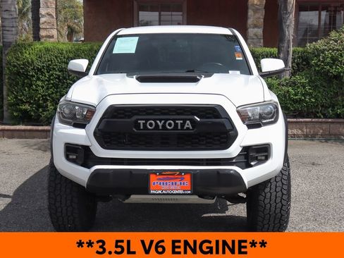Used 2017 Toyota Tacoma TRD Pro AWD/4WD image 3