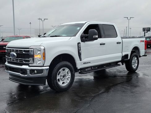 Certified 2025 Ford F250 XLT w/ FX4 Off-Road Package image 8