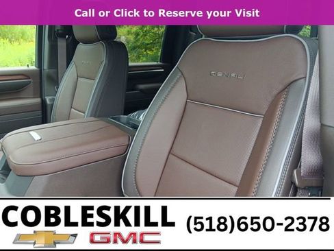 New 2025 GMC Sierra 2500 Denali w/ Denali Reserve Package image 14